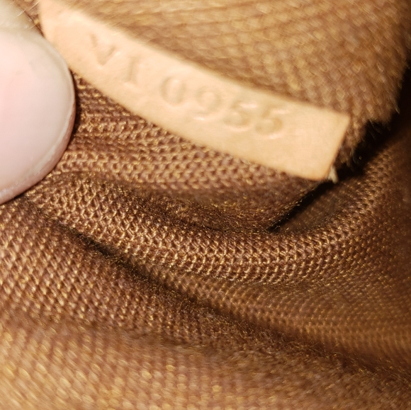 SOLD Louis Vuitton Alma SOLD - Picture 4 of 6